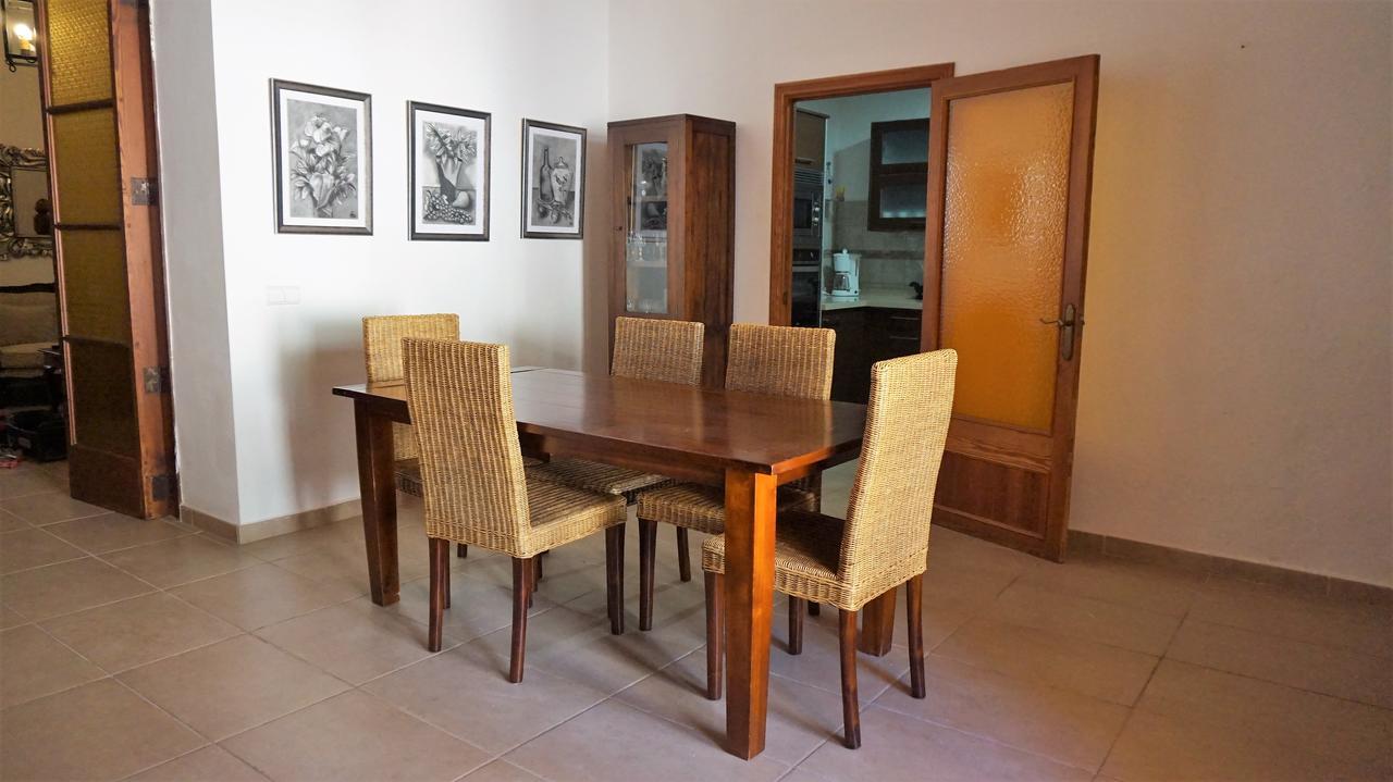 Born 23 - House With Pool In The Centre Of Lluchmayor. Free Wifi Llucmajor  Luaran gambar